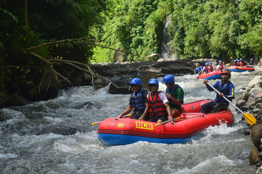 Test Your Adrenaline with Ayung Rafting in Bali